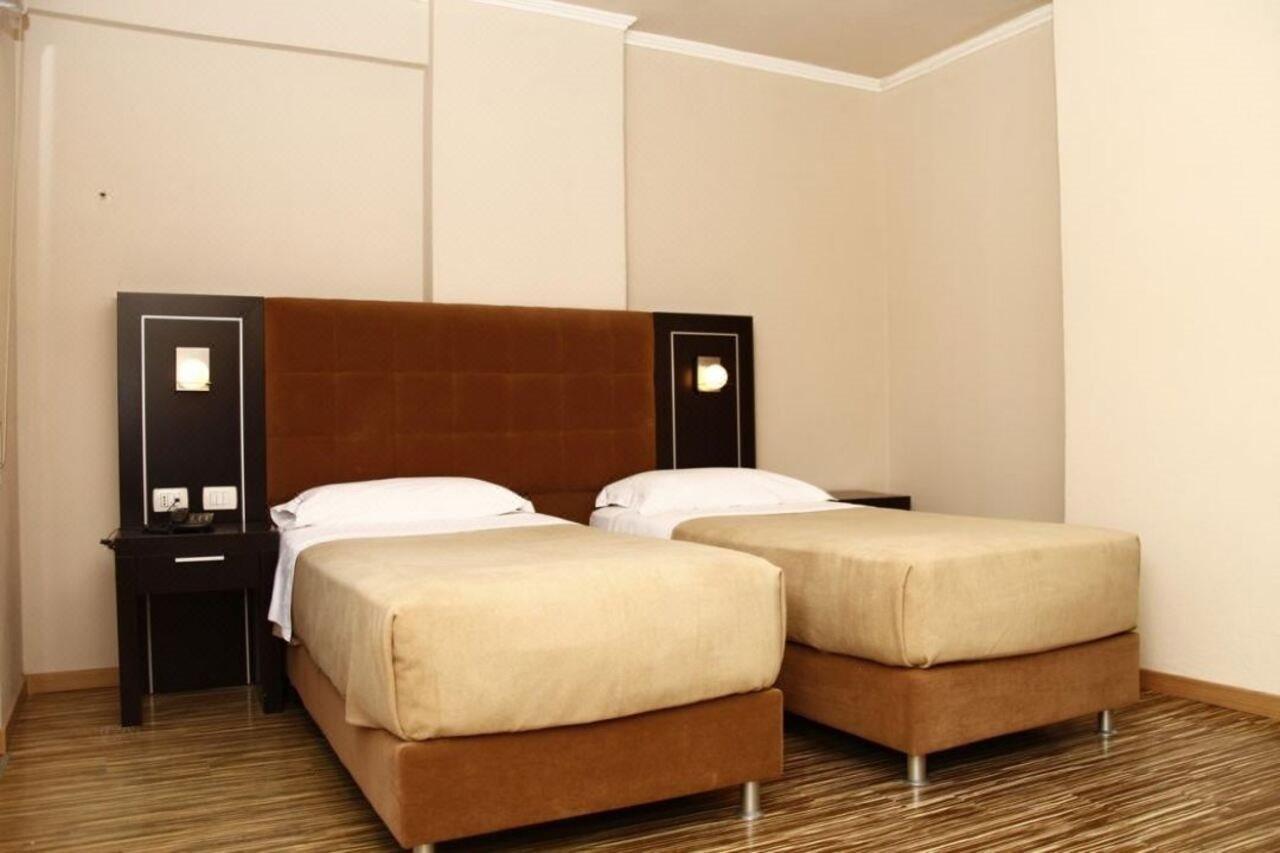 Hotel Nais Beach Δυρράχιο Εξωτερικό φωτογραφία